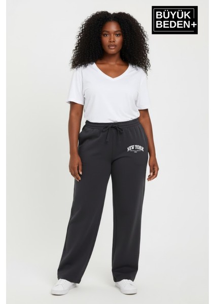 Kadın Büyük Beden New York Baskılı Rahat Kesim Lastikli Bel Paça Reçme Eşofman Altı SPR26EAK952-5