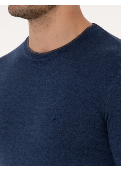 Erkek İndigo Slim Fit Pamuk Karışımlı Bisiklet Yaka Triko Kazak 50318676-VR028