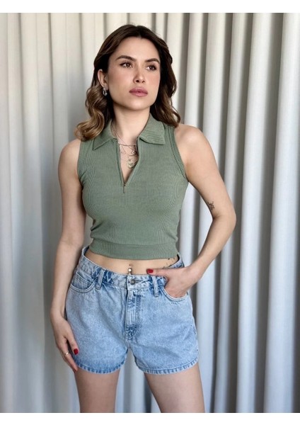 Kısa Fermuarlı Crop