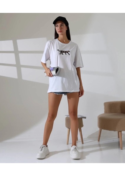 Kaplan Nakış Işlemeli Oversize Tişört