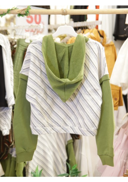 Kız Çocuk Sweatshirt 8-14 Yaş 37307 indirimleri