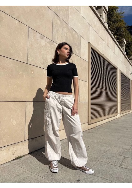 Yaka Kol Garnili Ön Parçalı Bluz modelleri