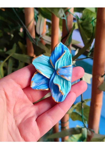 Aqua Bloom Altın Detaylı Mavi Tasarım Küpe - Şık ve Özgün fırsatları