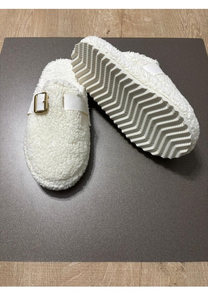 Tokalı Peluş Terlık modelleri