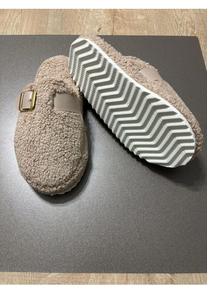 Tokalı Peluş Terlık modelleri