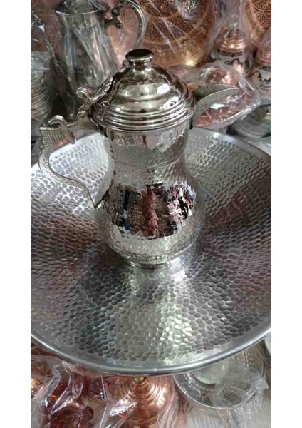 Bakır Kapaklı Dövme Model Sürahi 2 Litrelik