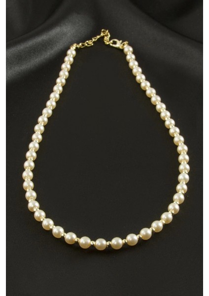 Krem Rengi Inci Kolye