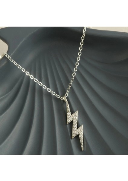 Şimşek Zirkon Taşlı Trend Kolye