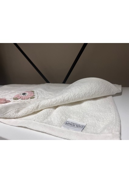 Işleme Detaylı El Yüz Havlusu