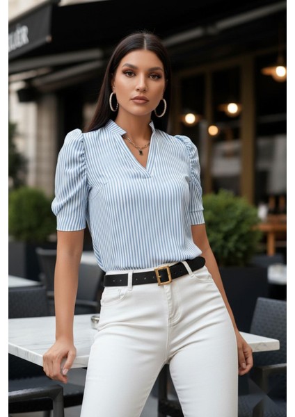 V Yaka Kısa Kol Çizgili Bluz Mavi