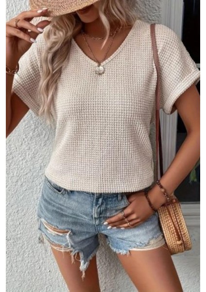 Sırtı Düğmeli Kısa Kollu Triko Bluz - Bej