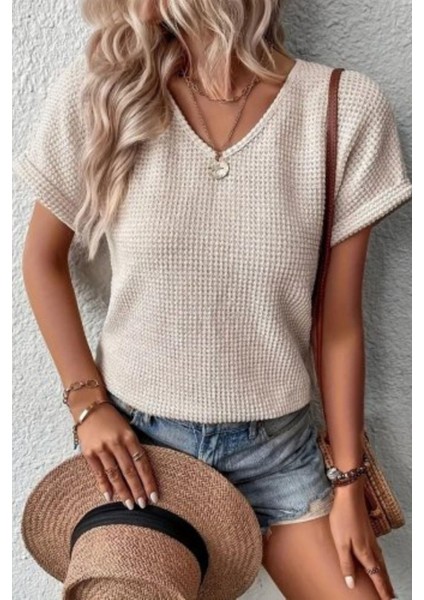 Sırtı Düğmeli Kısa Kollu Triko Bluz - Bej modelleri