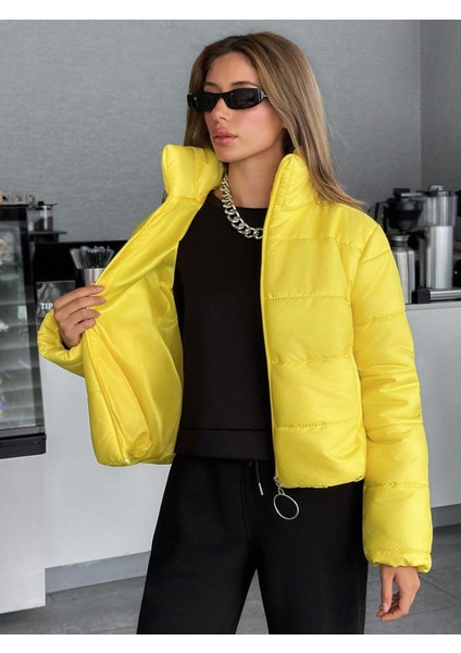 Kadın Dik Yaka Şişme Mont fiyatları