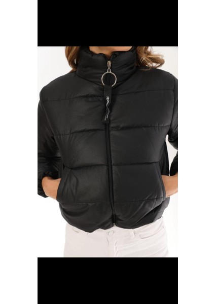 Kadın Dik Yaka Şişme Mont indirimleri