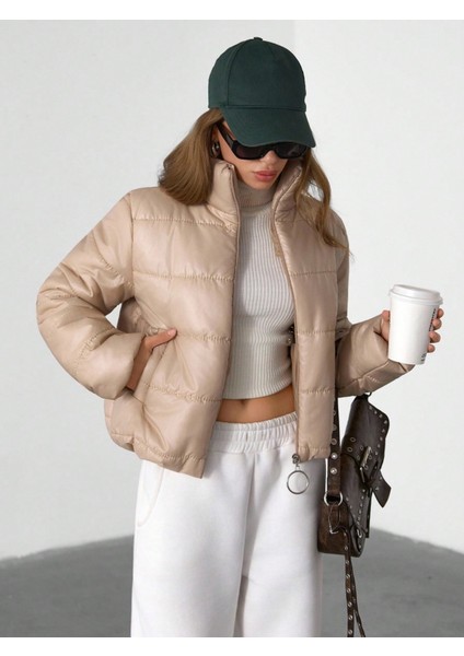 Kadın Dik Yaka Şişme Mont