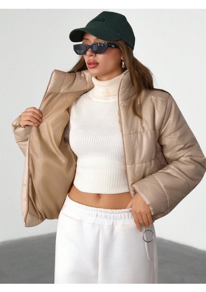 Kadın Dik Yaka Şişme Mont modelleri