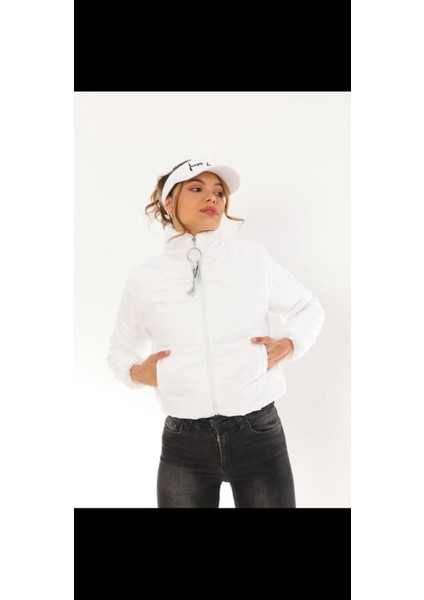 Kadın Dik Yaka Şişme Mont