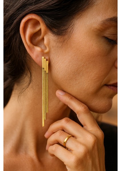 Sıralı Zincir Akış Çelik Kadın Küpe