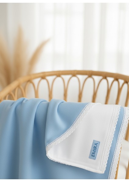 %100 Pamuk Pazen Bebek Battaniyesi Çift Taraflı Mavi Beyaz Keten Dantelli 100X100CM