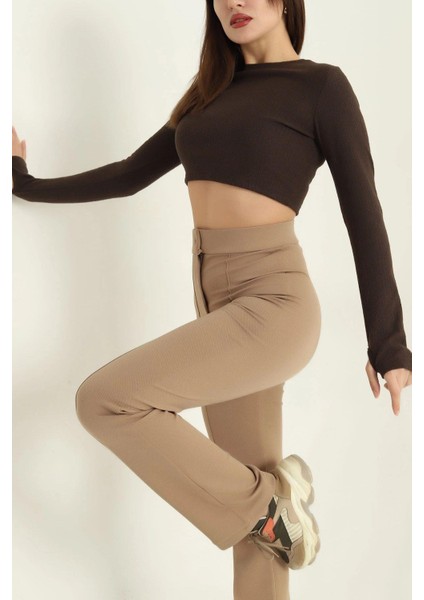 Bisiklet Yaka Parmak Geçmeli Crop Bluz Kahve fırsatları