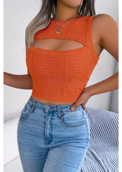 Göğüs Detaylı Kolsuz Triko Crop Bluz - Turuncu