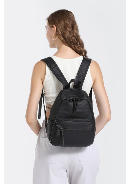 Barcelona Orta Boy Çok Cepli Yumuşak Tasarım Spor ve Günlük Kadın Sırt Çantası Siyah