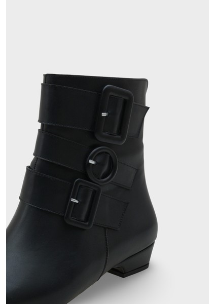 Shane Kısa Topuklu Yandan Fermuarlı Tokalı Küt Burun Kadın Bot indirimleri