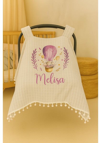 Kişiye Özel Balon ve Çiçek Desenli Bebek Puset Örtüsü – Isim Yazılı, %100 Pamuk