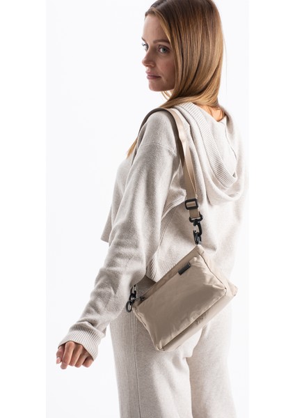 Su Geçirmez Kumaş Hafif Omuz Askılı Kadın Çanta fiyatları