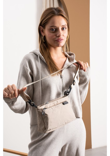 Su Geçirmez Kumaş Hafif Omuz Askılı Kadın Çanta modelleri