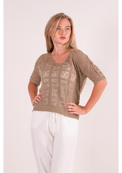 Triko Bluz Yazlık Kazak Dantel Ajurlu Etnik Desenli Yarasa Kollu Kayık Yaka Pareo Kadın Bluz modelleri