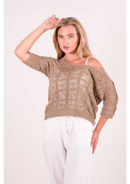 Triko Bluz Yazlık Kazak Dantel Ajurlu Etnik Desenli Yarasa Kollu Kayık Yaka Pareo Kadın Bluz indirimleri