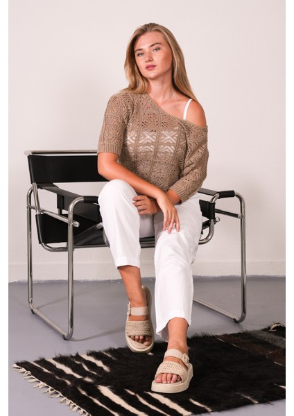 Triko Bluz Yazlık Kazak Dantel Ajurlu Etnik Desenli Yarasa Kollu Kayık Yaka Pareo Kadın Bluz