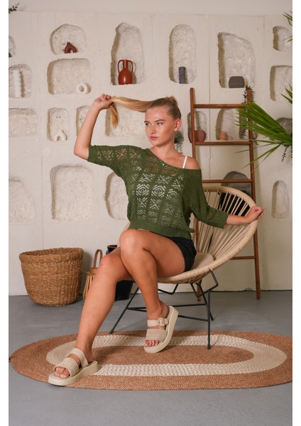 Triko Bluz Yazlık Kazak Dantel Ajurlu Etnik Desenli Yarasa Kollu Kayık Yaka Pareo Kadın Bluz