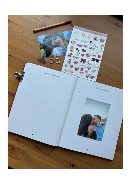 Memories & More – Aşk Anı Defteri “kırmızı” – 22X28 cm – Kapaklı & Altın Yaldız Detaylı Hatıra Defteri fiyatları