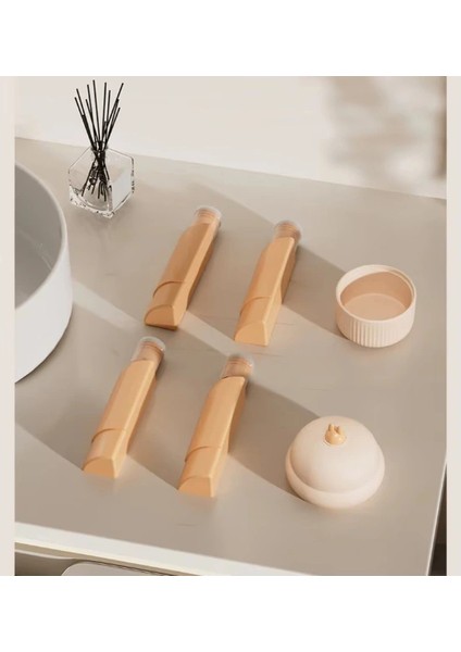 4'ü 1 Arada Seyahat Şişesi Seti fiyatları