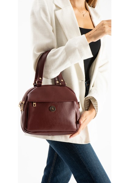 Yumuşak Çok Gözlü Geniş Hacim Hafif Yapı Kadın El ve Omuz Çantası