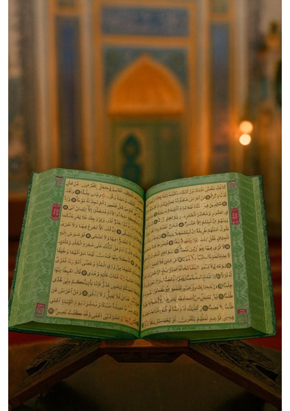 Kuranı Kerim Orta Boy Yeşil Renk 17X24 cm Renkli Kuranı Kerim Kolay Okunabilen modelleri