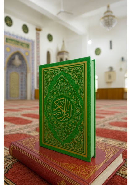 Kuranı Kerim Orta Boy Yeşil Renk 17X24 cm Renkli Kuranı Kerim Kolay Okunabilen fırsatları