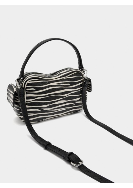 Hayvan Desenli Çapraz Askılı Çanta modelleri