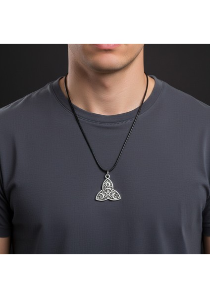 Dişi Tanrıçalar Sembolü - Triquetra Gümüş Kaplama Deri Ip Kolye