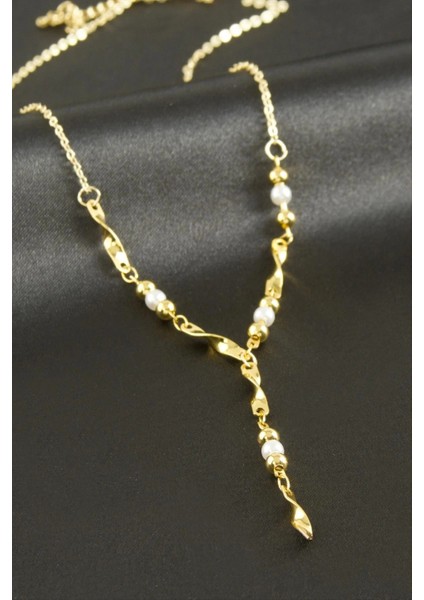 Ieg Burgulu Inci Y Kolye