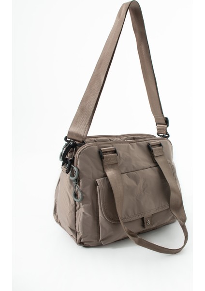 Kadın Çok Gözlü Suya Dayanıklı Şık Görünümlü Seyahat ve Günlük Kullanıma Uygun El ve Omuz Çantası indirimleri