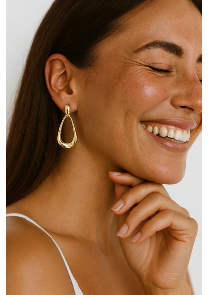 Gold Damlacık Form Kadın Çelik Küpe