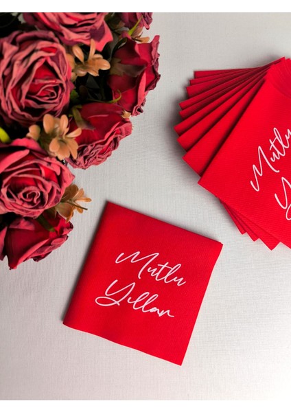 Kırmızı Kumaş Dokulu Kokteyl Peçete Yılbaşı Mutlu Yıllar Baskılı 12'li