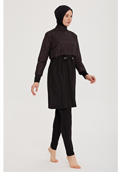 Remsa Siyah Monogram Desenli Tam Kapalı Tesettür Mayo R045 Paraşüt Kumaş Özellikli Kadın