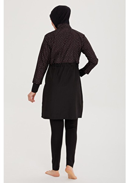 Remsa Siyah Monogram Desenli Tam Kapalı Tesettür Mayo R045 Paraşüt Kumaş Özellikli Kadın