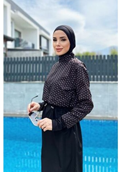 Remsa Siyah Monogram Desenli Tam Kapalı Tesettür Mayo R045 Paraşüt Kumaş Özellikli Kadın