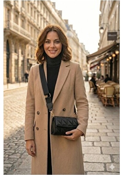 Kadın Siyah Kapitone Suni Deri Çapraz Omuz Çantası Basic Koleksiyon Ayarlanabilir Kolon Askılı