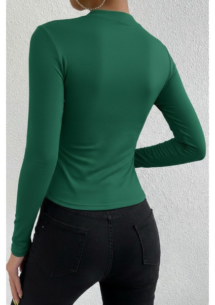 Kadın Yeşil Belden ve Boyundan Büzgü Detaylı Uzun Kollu Bluz fiyatları